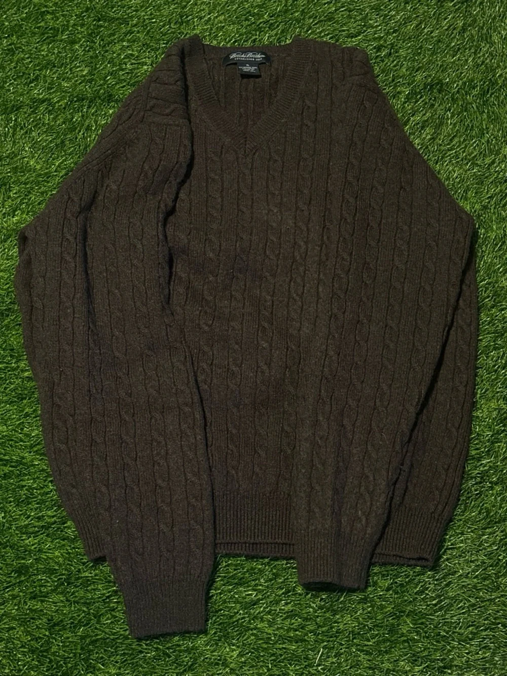 Brooks Brothers Classic Cable Knit V-Neck Sweater - Gray